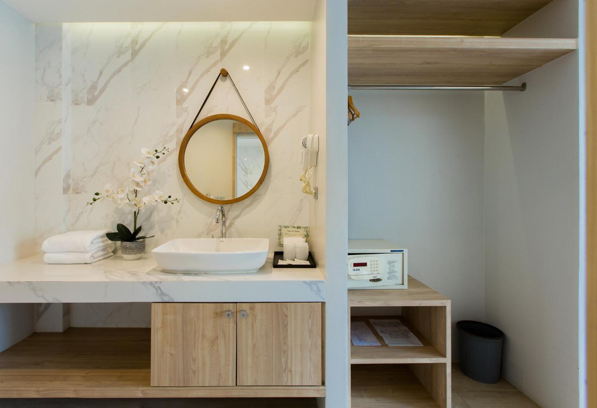 Coconut Village Resort Phuket - Sha Extra Plus Patong Екстер'єр фото