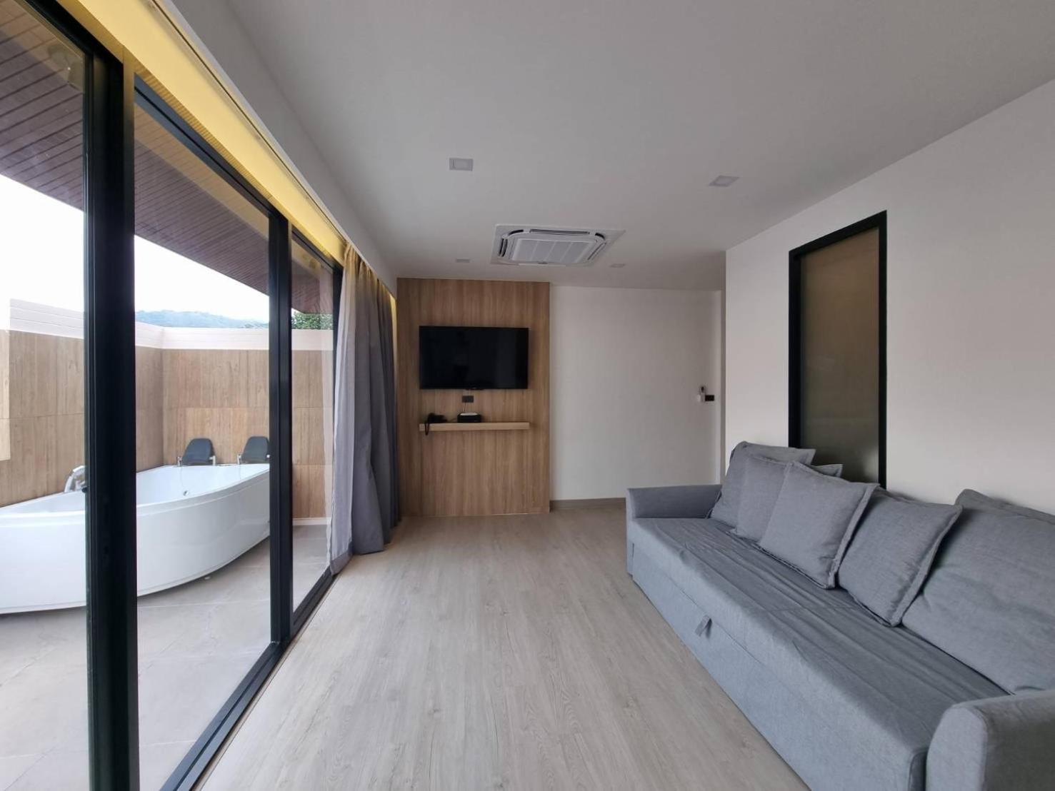 Coconut Village Resort Phuket - Sha Extra Plus Patong Номер фото