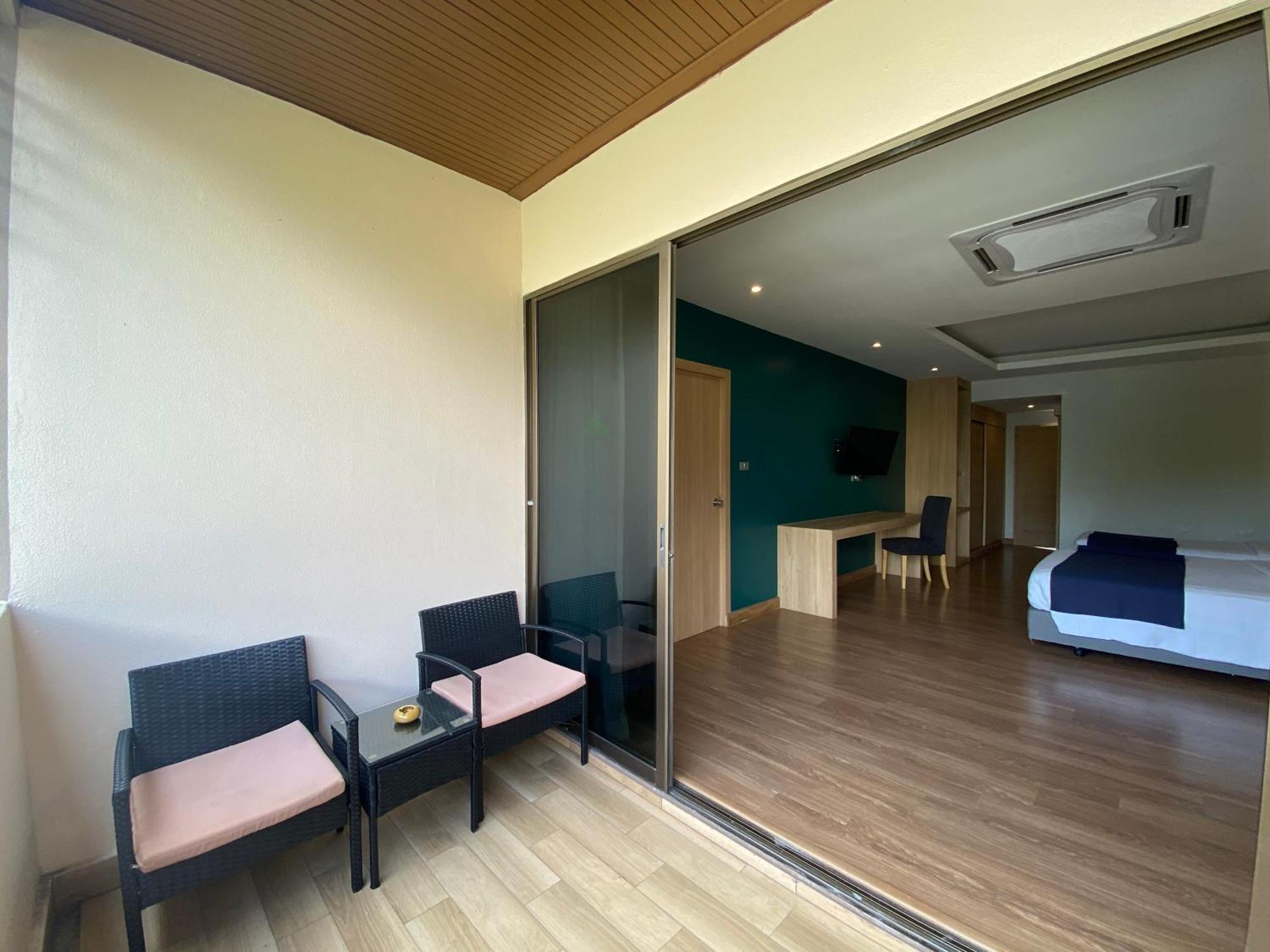 Coconut Village Resort Phuket - Sha Extra Plus Patong Номер фото