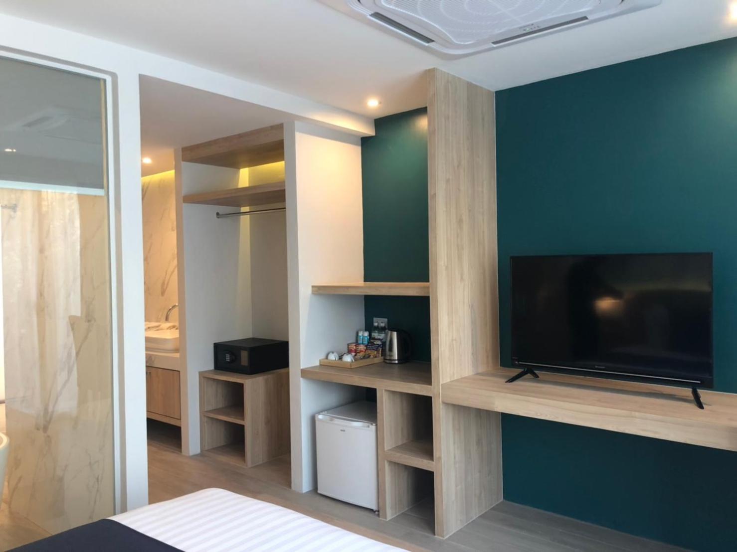 Coconut Village Resort Phuket - Sha Extra Plus Patong Екстер'єр фото